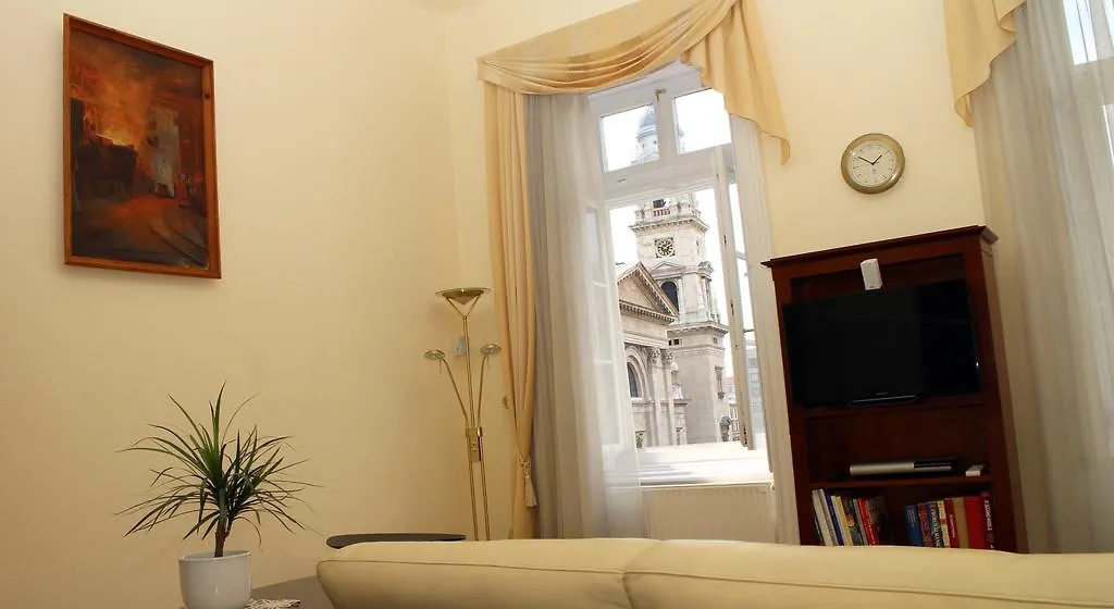 Classic Central Apartment Budapest